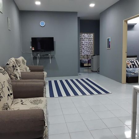 Anis Homestay Gua Musang Eksteriør billede